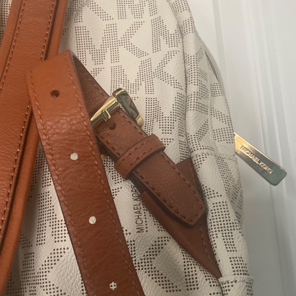 Michael Kors backpack - Picture 4 of 5